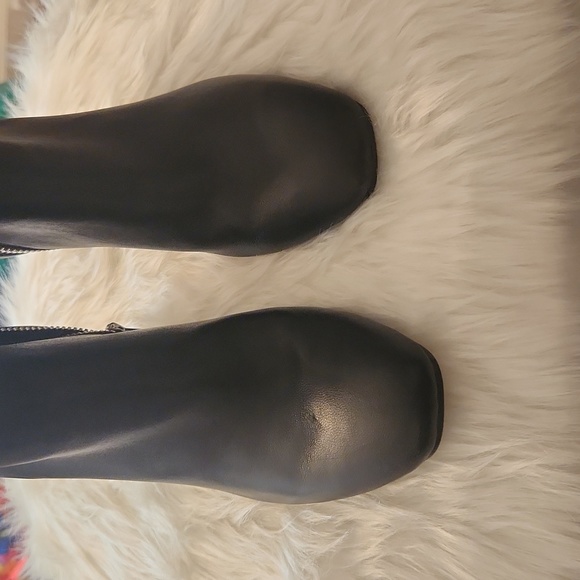 Dolce Vita Leather Booties - Picture 8 of 16